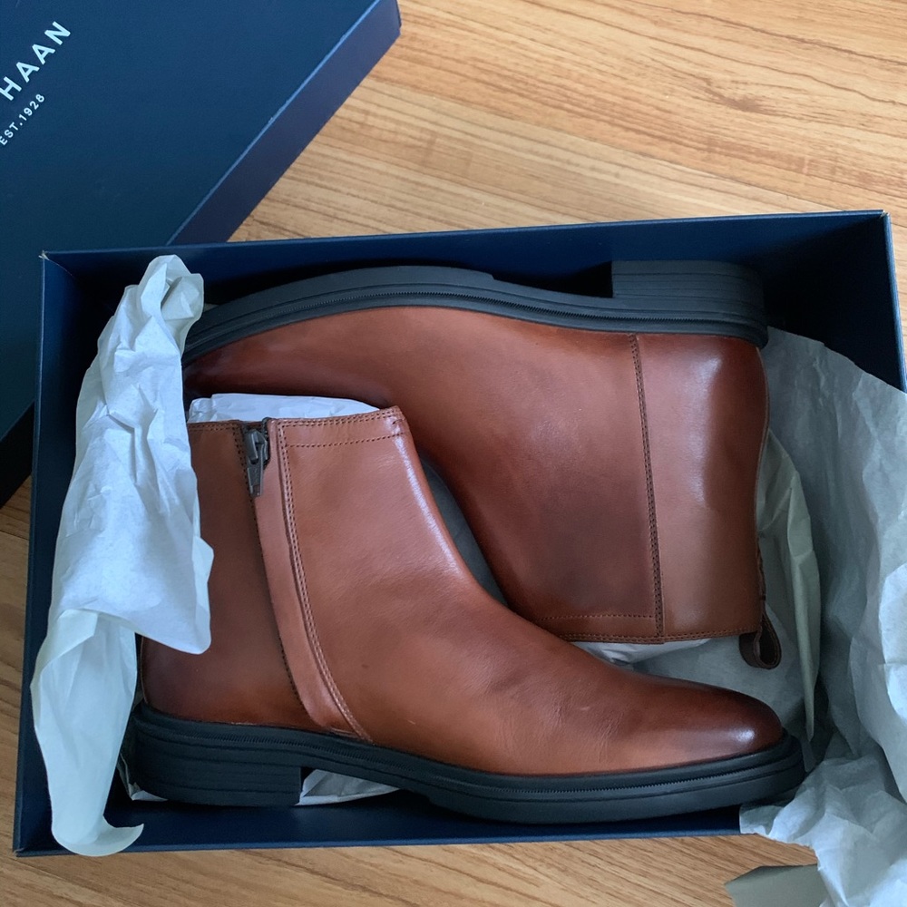 NWB Cole Haan Bernard Zip Ankle Boots
